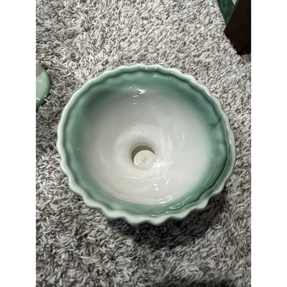 Regal Pottery One Is 6" One Is 4 - Picture 4 of 6